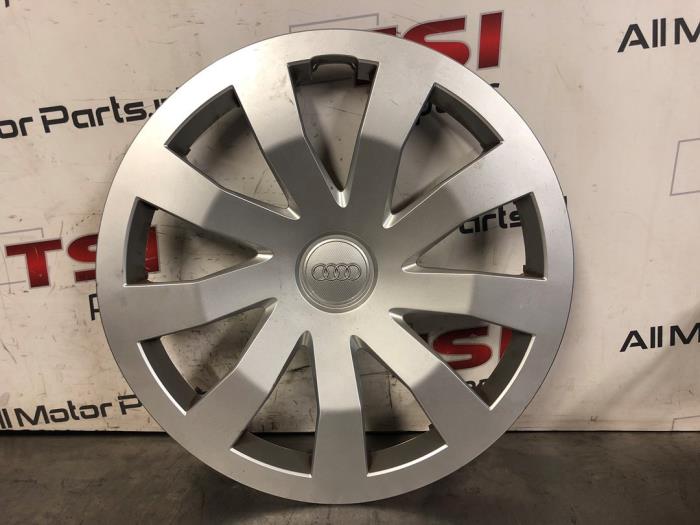 Gebruikte Wieldop Audi A1 Sportback (GBA) 1.0 25 TFSI 12V Prijs € 15,00 Margeregeling aangeboden door TSI-Parts / Allmotorparts B.V.