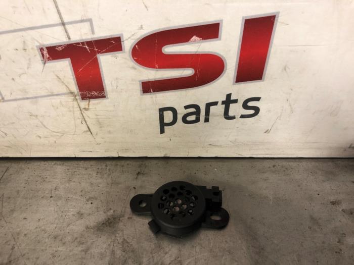 Gebruikte Luidspreker Volkswagen Golf VII (AUA) 1.4 GTE 16V Prijs € 8,00 Margeregeling aangeboden door TSI-Parts / Allmotorparts B.V.