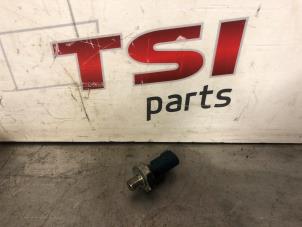 Gebruikte Schakelaar Oliedruk Volkswagen Golf VII (AUA) 1.4 GTE 16V Prijs € 15,00 Inclusief btw aangeboden door TSI-Parts / Allmotorparts B.V.