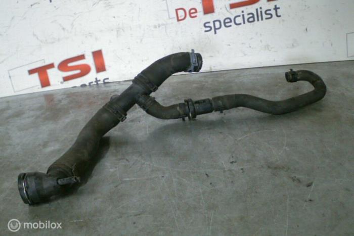 Gebruikte Waterpijp Volkswagen Golf VI (5K1) 2.0 TDI 16V Prijs € 17,00 Margeregeling aangeboden door TSI-Parts / Allmotorparts B.V.