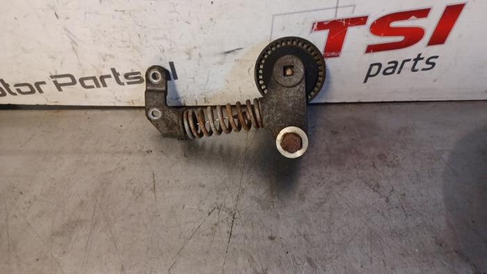 Gebruikte Spanrol Multiriem Audi RS 6 Avant (C7) 4.0 V8 TFSI 32V Prijs € 41,00 Margeregeling aangeboden door TSI-Parts / Allmotorparts B.V.