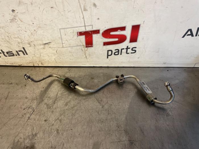 Gebruikte Brandstofleiding Audi RS 6 Avant (C7) 4.0 V8 TFSI 32V Prijs € 17,00 Margeregeling aangeboden door TSI-Parts / Allmotorparts B.V.