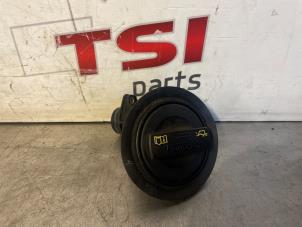 Gebruikte Olie vulpijp Audi RS 6 Avant (C7) 4.0 V8 TFSI 32V Prijs € 9,99 Inclusief btw aangeboden door TSI-Parts / Allmotorparts B.V.