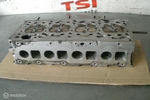 Gebruikte Cilinderkop Volkswagen Transporter T6 2.0 TDI 199 Prijs € 450,00 Inclusief btw aangeboden door TSI-Parts / Allmotorparts B.V.
