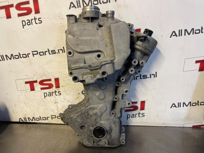 Gebruikte Distributiedeksel Volkswagen Golf V (1K1) 1.4 TSI 140 16V Prijs € 83,00 Margeregeling aangeboden door TSI-Parts / Allmotorparts B.V.