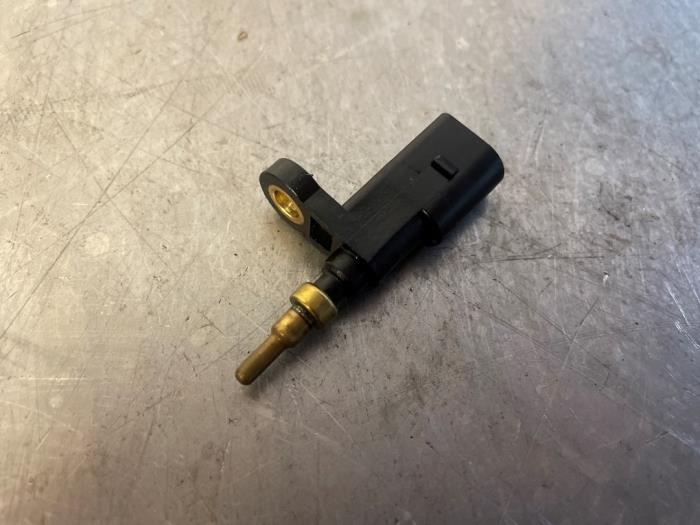 Temperatuursensor Motor van een Audi A3 Sportback (8YA) 1.5 35 TFSI 16V Mild Hybrid 2020