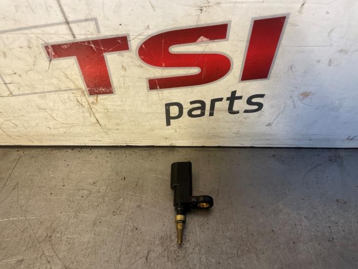 Gebruikte Temperatuursensor Motor Audi A3 Sportback (8YA) 1.5 35 TFSI 16V Mild Hybrid Prijs € 9,68 Inclusief btw aangeboden door TSI-Parts / Allmotorparts B.V.