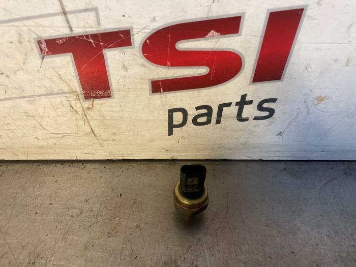 Gebruikte Oliedruk sensor Audi A3 Sportback (8YA) 1.5 35 TFSI 16V Mild Hybrid Prijs € 14,52 Inclusief btw aangeboden door TSI-Parts / Allmotorparts B.V.
