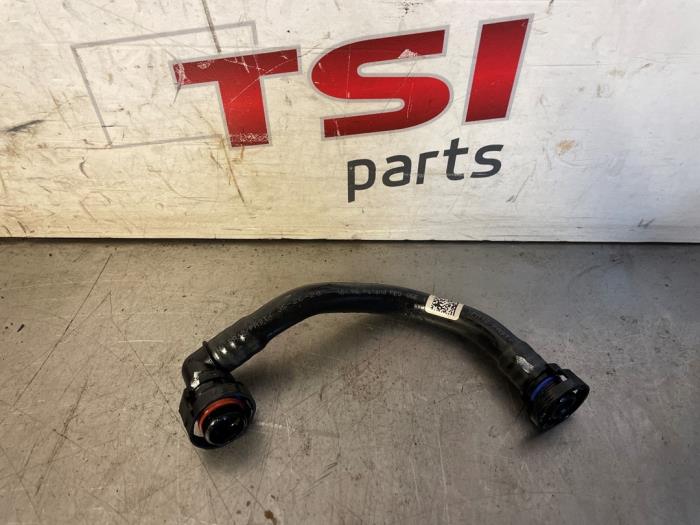 Gebruikte Leiding (diversen) Audi A3 Sportback (8YA) 1.5 35 TFSI 16V Mild Hybrid Prijs € 9,68 Inclusief btw aangeboden door TSI-Parts / Allmotorparts B.V.