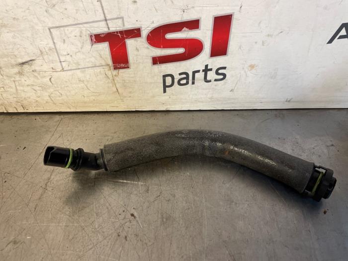 Gebruikte Carterventilatie Audi A3 Sportback (8YA) 1.5 35 TFSI 16V Mild Hybrid Prijs € 20,57 Inclusief btw aangeboden door TSI-Parts / Allmotorparts B.V.