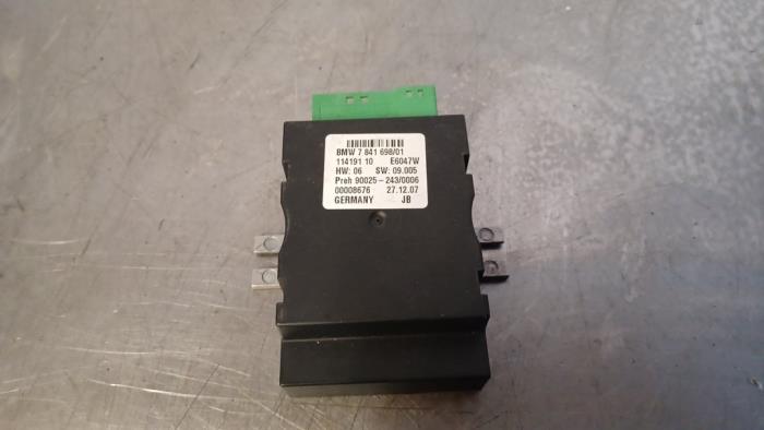 Gebruikte Brandstofpomp module BMW M3 (E90) 4.0 V8 32V Prijs € 83,00 Margeregeling aangeboden door TSI-Parts / Allmotorparts B.V.