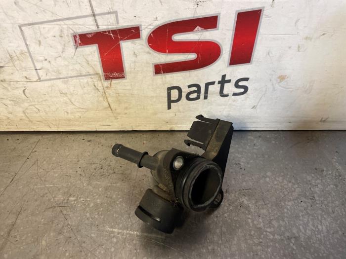 Gebruikte Waterpijp Audi A4 (B8) 2.0 TFSI 16V Quattro Prijs € 21,00 Margeregeling aangeboden door TSI-Parts / Allmotorparts B.V.
