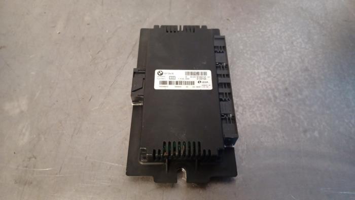 Gebruikte Computer Verlichting BMW 3 serie (E93) 320i 16V Prijs € 83,00 Margeregeling aangeboden door TSI-Parts / Allmotorparts B.V.