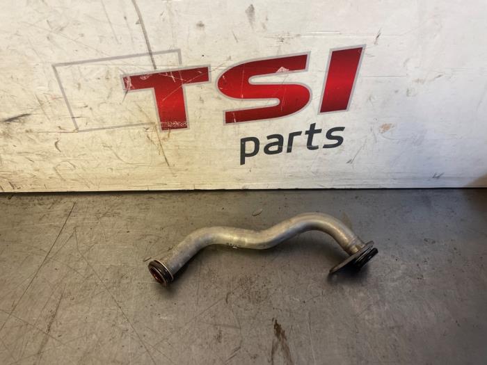 Gebruikte Oliedruk Leiding Volkswagen Golf VII (AUA) 1.5 TSI Evo BMT 16V Prijs € 8,00 Margeregeling aangeboden door TSI-Parts / Allmotorparts B.V.