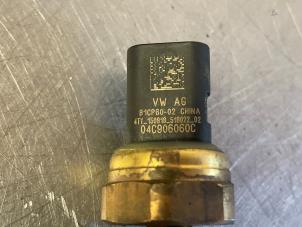 Oliedruk sensor van een Audi A3 Sportback (8YA) 1.5 35 TFSI 16V Mild Hybrid 2020