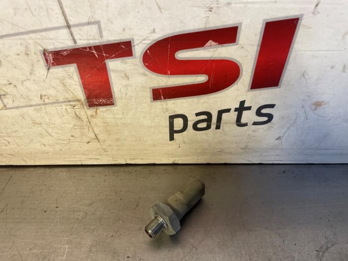 Gebruikte Schakelaar Oliedruk Audi A6 (C6) 3.0 V6 24V TFSI Quattro Prijs € 12,00 Margeregeling aangeboden door TSI-Parts / Allmotorparts B.V.