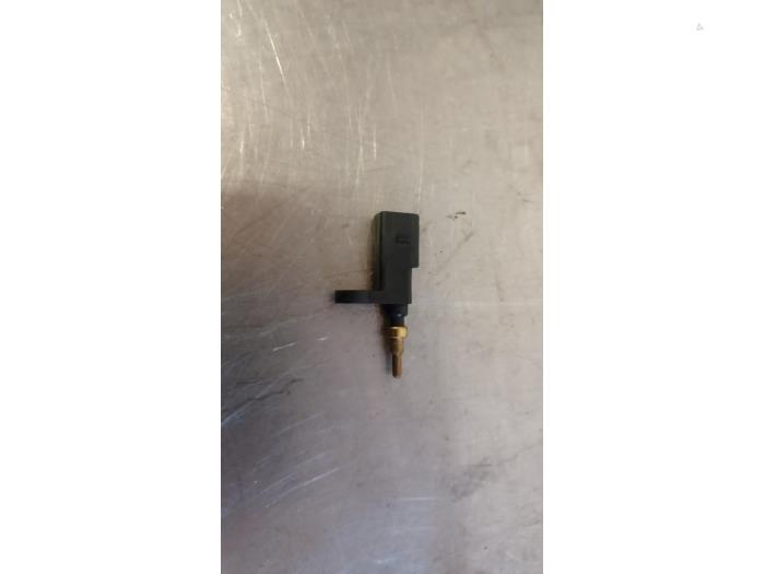 Gebruikte Sensor radiateurtemperatuur Volkswagen Up! (121) 1.0 12V 60 Prijs € 8,00 Margeregeling aangeboden door TSI-Parts / Allmotorparts B.V.