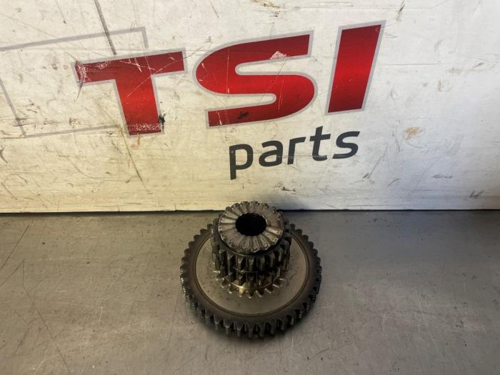 Gebruikte Krukas Tandwiel Volkswagen Passat (362) 1.8 TSI 16V Prijs € 25,00 Margeregeling aangeboden door TSI-Parts / Allmotorparts B.V.