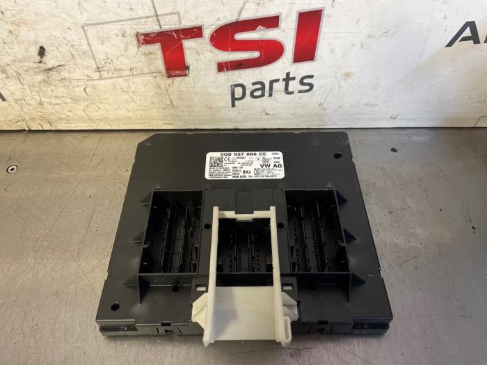 Gebruikte Computer Body Control Volkswagen Golf Sportsvan (AUVS) 1.5 TSI Evo BlueMotion 16V Prijs € 124,63 Inclusief btw aangeboden door TSI-Parts / Allmotorparts B.V.