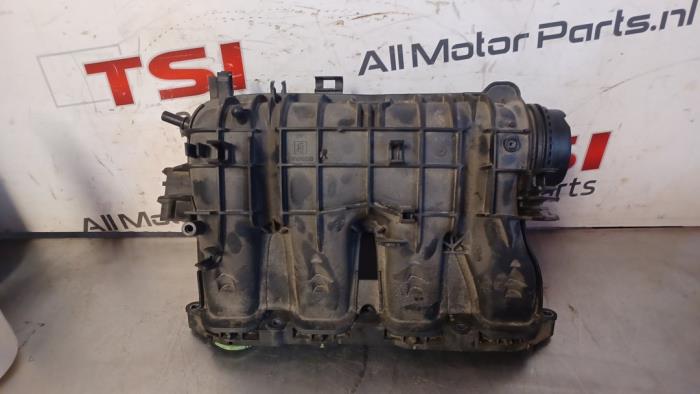 Gebruikte Inlaatspruitstuk Volkswagen Golf Sportsvan (AUVS) 1.5 TSI Evo BlueMotion 16V Prijs € 100,43 Inclusief btw aangeboden door TSI-Parts / Allmotorparts B.V.