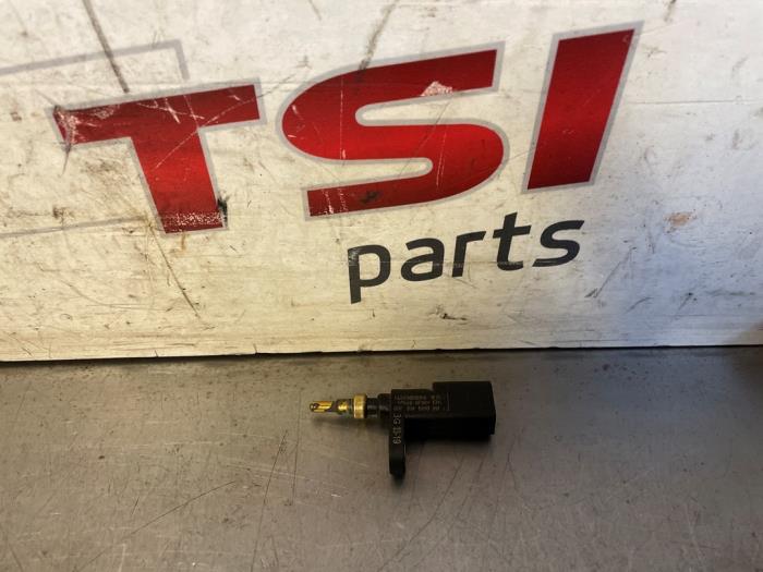 Gebruikte Temperatuursensor Motor Volkswagen Golf Sportsvan (AUVS) 1.5 TSI Evo BlueMotion 16V Prijs € 9,68 Inclusief btw aangeboden door TSI-Parts / Allmotorparts B.V.