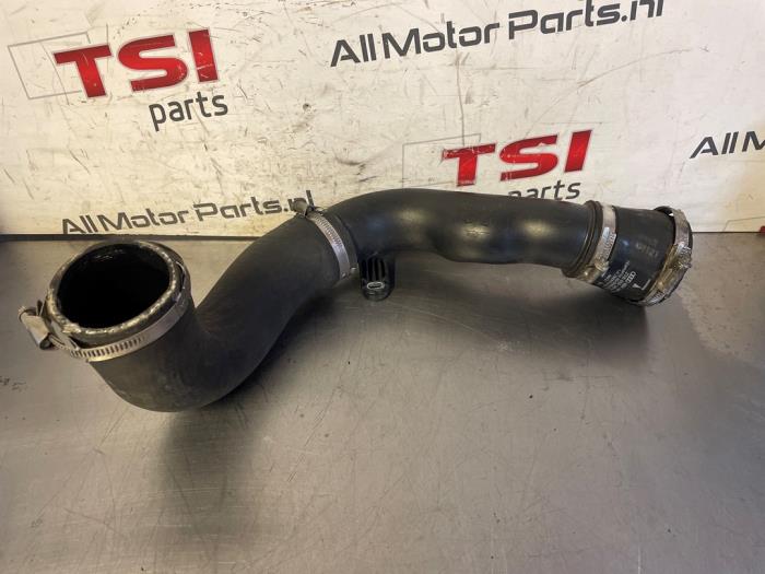 Gebruikte Intercooler Buis Audi RS 3 Sportback (8YA) 2.5 TFSI 20V Quattro Prijs € 125,00 Margeregeling aangeboden door TSI-Parts / Allmotorparts B.V.