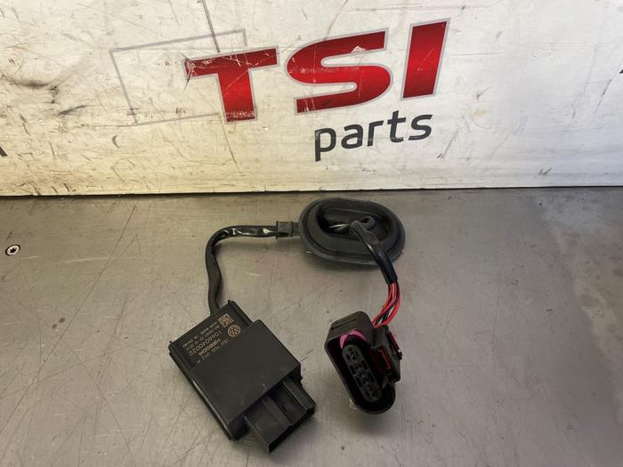 Gebruikte Brandstofpomp module Skoda Fabia III (NJ3) 1.2 TSI 16V Prijs € 17,50 Margeregeling aangeboden door TSI-Parts / Allmotorparts B.V.