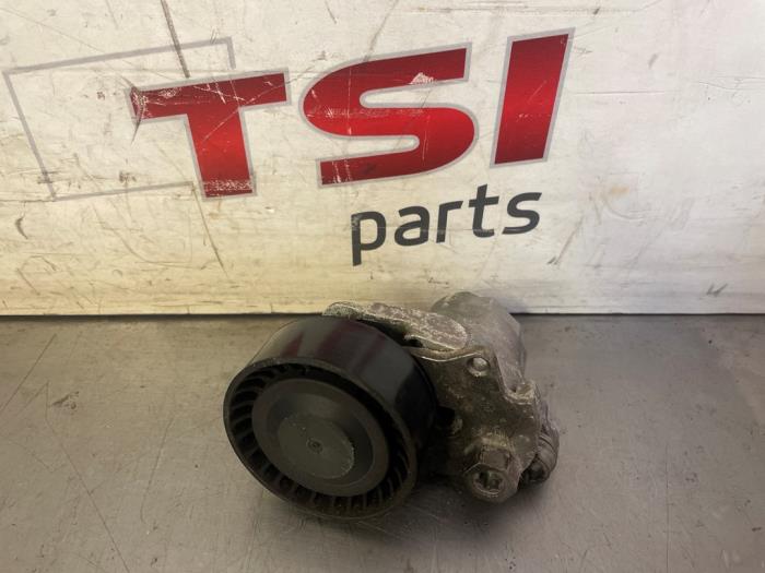Gebruikte Spanrol Multiriem Skoda Fabia III (NJ3) 1.2 TSI 16V Prijs € 29,50 Margeregeling aangeboden door TSI-Parts / Allmotorparts B.V.