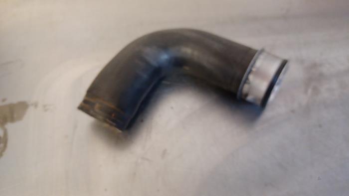 Gebruikte Intercooler Slang Skoda Fabia (6Y5) 1.9 TDi Prijs € 15,00 Margeregeling aangeboden door TSI-Parts / Allmotorparts B.V.