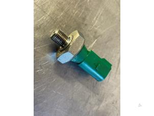 Oliedruk sensor van een Audi RS 5 Sportback (F5A/F5F) 2.9 V6 TFSI 24V 2021