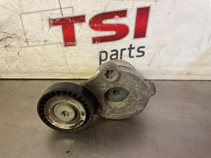 Gebruikte Spanrol Multiriem Audi RS 5 Sportback (F5A/F5F) 2.9 V6 TFSI 24V Prijs € 100,00 Margeregeling aangeboden door TSI-Parts / Allmotorparts B.V.