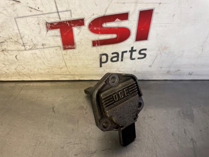Gebruikte Oliepeil sensor Audi Q7 (4LB) 4.2 FSI V8 32V Prijs € 8,00 Margeregeling aangeboden door TSI-Parts / Allmotorparts B.V.