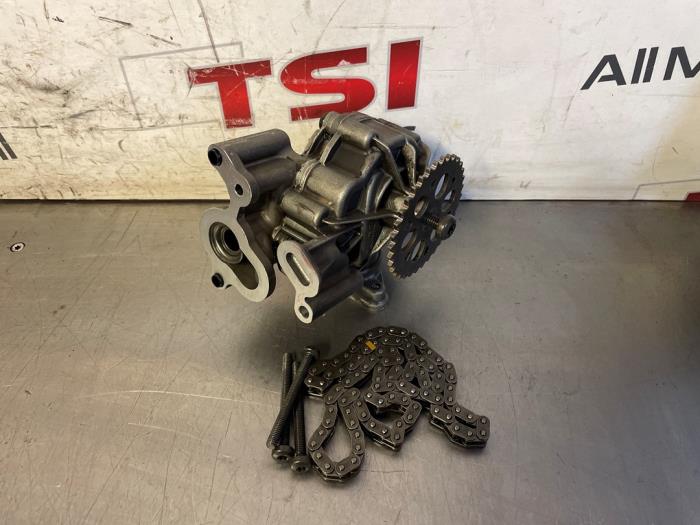 Gebruikte Oliepomp Audi RS 5 Sportback (F5A/F5F) 2.9 V6 TFSI 24V Prijs € 350,00 Margeregeling aangeboden door TSI-Parts / Allmotorparts B.V.