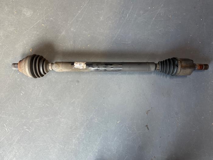 Gebruikte Aandrijfas rechts-voor Volkswagen Touran (5T1) 2.0 TDI 150 Prijs € 195,00 Margeregeling aangeboden door TSI-Parts / Allmotorparts B.V.