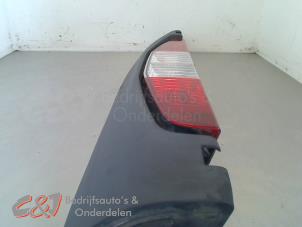 Gebruikte Achterlicht links Fiat Doblo Cargo (223) 1.3 JTD 16V Multijet Prijs € 36,75 Margeregeling aangeboden door C&J Bedrijfsauto's & Onderdelen