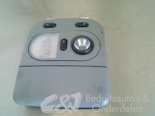 Gebruikte Schakelaar Licht Renault Master III (FD/HD) 3.0 dCi 16V 140 Prijs € 26,25 Margeregeling aangeboden door C&J bedrijfsauto's & onderdelen