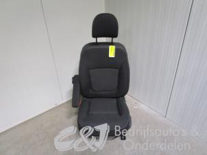 Gebruikte Stoel links Opel Vivaro 1.6 CDTI BiTurbo 120 Prijs € 420,00 Margeregeling aangeboden door C&J bedrijfsauto's & onderdelen