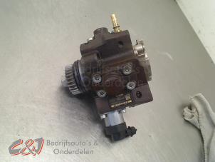Gebruikte Dieselpomp Opel Vivaro 2.0 CDTI Prijs € 183,75 Margeregeling aangeboden door C&J Bedrijfsauto's & Onderdelen