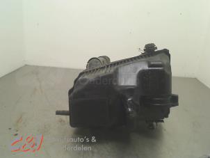 Gebruikte Luchtfilterhuis Renault Kangoo Express (FC) 1.5 dCi 68 Prijs € 52,50 Margeregeling aangeboden door C&J Bedrijfsauto's & Onderdelen