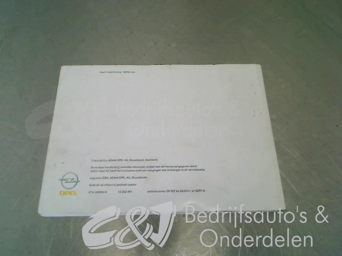 Instructie Boekje van een Opel Vivaro 2.0 CDTI 2006