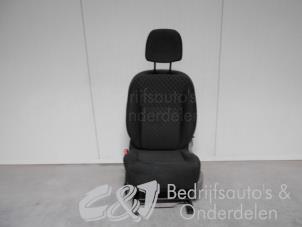 Gebruikte Voorstoel links Renault Kangoo Express (FW) 1.5 dCi 70 Prijs € 157,50 Margeregeling aangeboden door C&J bedrijfsauto's & onderdelen