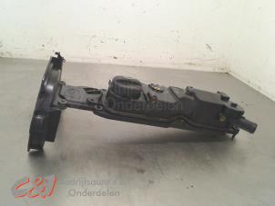 Gebruikte Kleppendeksel Citroen Berlingo 1.6 HDi 90 Prijs € 42,00 Margeregeling aangeboden door C&J Bedrijfsauto's & Onderdelen