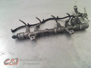 Gebruikte Injector brug Opel Combo 1.3 CDTI 16V Prijs € 52,50 Margeregeling aangeboden door C&J Bedrijfsauto's & Onderdelen