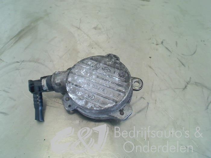 Vacuumpomp Rembekrachtiging van een Renault Master III (ED/HD/UD) 2.5 dCi 16V 2006