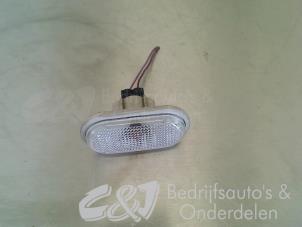 Gebruikte Knipperlicht Scherm links-voor Fiat Ducato (230/231/232) 2.5 D Prijs € 5,25 Margeregeling aangeboden door C&J bedrijfsauto's & onderdelen