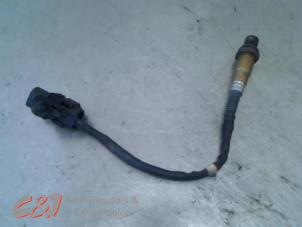 Gebruikte Lambda Sonde Renault Trafic Passenger (1JL/2JL/3JL/4JL) 1.6 dCi 95 Prijs € 15,75 Margeregeling aangeboden door C&J Bedrijfsauto's & Onderdelen