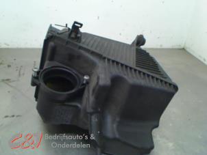 Gebruikte Luchtfilterhuis Renault Kangoo Express (FW) 1.5 dCi 70 Prijs € 15,75 Margeregeling aangeboden door C&J Bedrijfsauto's & Onderdelen