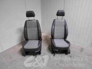 Gebruikte Bekleding Set (compleet) Volkswagen Caddy III (2KA,2KH,2CA,2CH) 1.6 TDI 16V Prijs € 472,50 Margeregeling aangeboden door C&J bedrijfsauto's & onderdelen