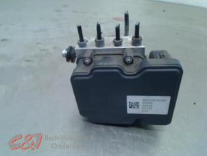 Gebruikte ABS Pomp Citroen Jumper (U9) 2.0 BlueHDi 130 Prijs € 78,75 Margeregeling aangeboden door C&J Bedrijfsauto's & Onderdelen