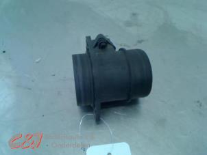 Gebruikte Luchthoeveelheidsmeter Volkswagen Caddy III (2KA,2KH,2CA,2CH) 1.6 TDI 16V Prijs € 15,75 Margeregeling aangeboden door C&J Bedrijfsauto's & Onderdelen